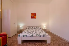 Grande casa adatta alle famiglie con giardino | Accetta animali domestici - Image 3