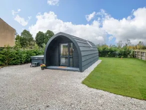 Cottage avec jacuzzi et jardin - Image 2