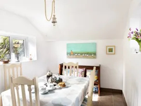 Cottage with garden | Beach view - Image 5
