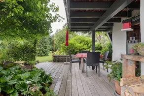 Appartamento con griglia, terrazza e giardino | Vista sul giardino - Image 2