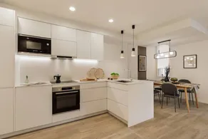 Exquisito apartamento con terraza - Image 5