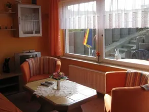 Appartamento con terrazza, giardino e griglia - Image 3