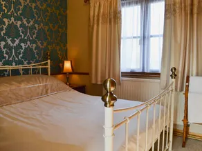 Children-friendly cottage | River view - Image 5