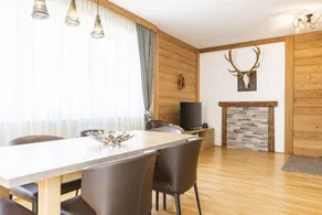Chalet mit Terrasse und Sauna | Skifahren in der Nähe - Image 3