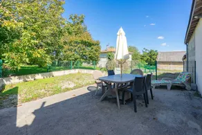 Family-oriented lovely cottage with terrace, barbeque & garden | Garden view | Pets allowed - Image 2