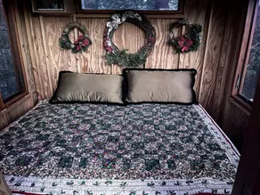 Texas Safari Camp Hummingbird Tree House - Image 2