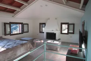 Maison avec jacuzzi, terrasse et jardin | Vue montagne - Image 4