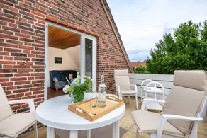 Fully equipped charming holiday apartment with terrace & garden | Garden view - Image 2