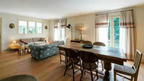Holiday home with barbecue, garden & terrace - Image 4