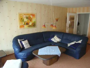 Appartement adapté aux familles avec barbecue et jardin - Image 5