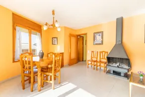 Wonderful apartment with terrace, garden & pool | Mountain view | Pets allowed - Image 5