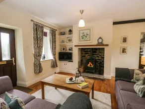 Cottage with garden - Image 4
