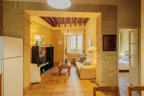 House with terrace | Close to Seville Cathedral | City view | Suitable for remote work | Pets allowed - Image 2