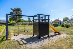 Charming house with terrace, garden & BBQ | Close to the beach - Image 4
