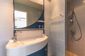 Tolles Bed & Breakfast mit Terrasse, schnellem Internet und Garten - Image 5