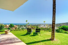 Fully equipped charming apartment with garden, terrace & heated pool | Mountain view - Image 2
