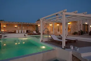Villa con idromassaggio, griglia e giardino - Image 2