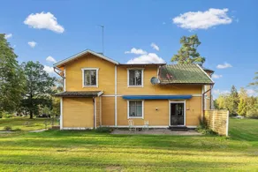 Holiday home with sauna, BBQ & terrace - Image 2