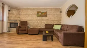 Wunderschöne Wohnung mit Grill, Terrasse und Pool - Image 2