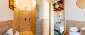 Zimmer „Suite Ulivo“ mit Bergblick, WLAN und Klimaanlage - Image 5
