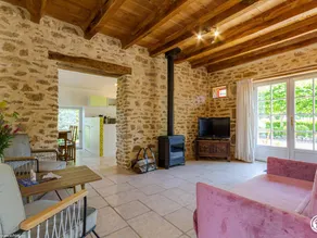 Charming cottage with pool, wifi and air conditioning - Image 2