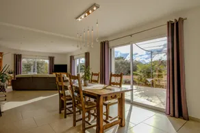 Villa with barbecue, private pool & garden - Image 4