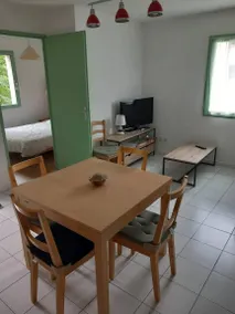 Appartement de vacances avec piscine, terrasse et jardin | Vue jardin - Image 4
