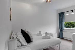 Maison avec internet haut débit et jardin - Image 2