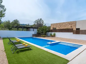 House with private pool, terrace & garden | Mountain view - Image 2