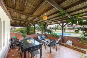 Exclusive Beachfront Villa with Stunning Views and Pool - Image 3