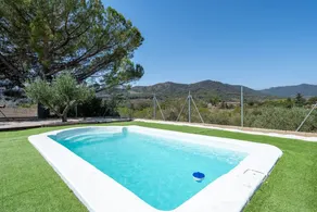 Merveilleuse maison adaptée aux familles avec internet haut débit, barbecue et jardin | Vue montagne | Avec animaux bienvenus - Image 2
