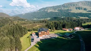 Charming flat with sauna, barbecue & garden | Mountain view | Dogs allowed - Image 3