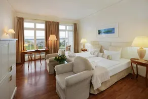 Apartamento vacacional con piscina, sauna y terraza | Vistas al mar | Ideal para teletrabajar - Image 5