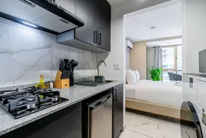 Flat with pool & fast internet - Image 5