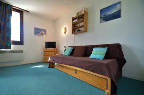 10m from ski slopes, 2nd floor, view mountain, tv, ski locker, 28m², Les Menuires - Image 4