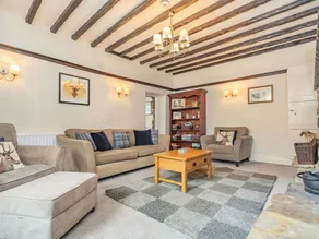 Cottage with garden - Image 5