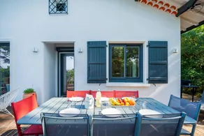 Familienorientiertes Ferienhaus mit Garten, privatem Pool und Terrasse | Gartenblick | Ideal für Homeoffice - Image 4