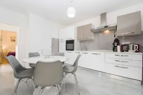 Fully equipped nice house with barbeque, terrace & garden | Garden view | Beach nearby | Pets allowed - Image 5