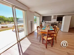 Bright cottage with wifi, pets allowed, parking, near Château-Gontier - Image 4