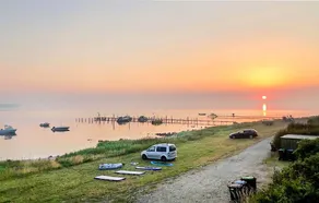 Magical front row sea views at Anslet Beach - Image 4