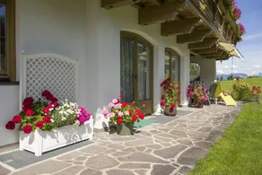Apartamento vacacional con jardín - Image 3
