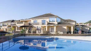 Tolle Wohnung mit Pool - Image 2