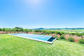 Family-friendly wonderful villa with terrace, private pool & barbeque - Image 5