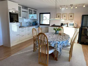 Family-oriented wonderful apartment with BBQ & terrace | Mountain view | Perfect for remote work - Image 4
