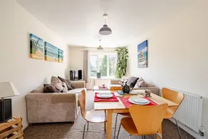 Holiday apartment with garden - Image 5