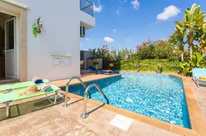 Nice villa with barbeque, terrace & garden - Image 3