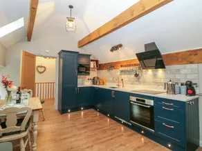 Fully equipped wonderful cottage with garden | Dogs allowed - Image 2