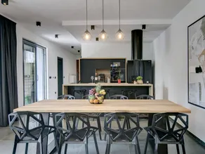 Casa con barbecue, giardino e idromassaggio - Image 3