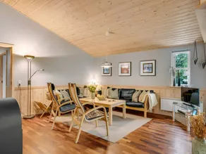 Casa adatta alle famiglie con griglia, sauna e terrazza - Image 2