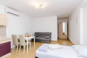 Studio with 1 room for 3 persons - Image 5